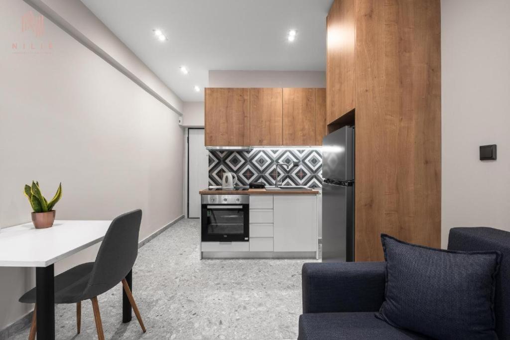 Avenue & Apartments, Nilie Hospitality Mgmt
